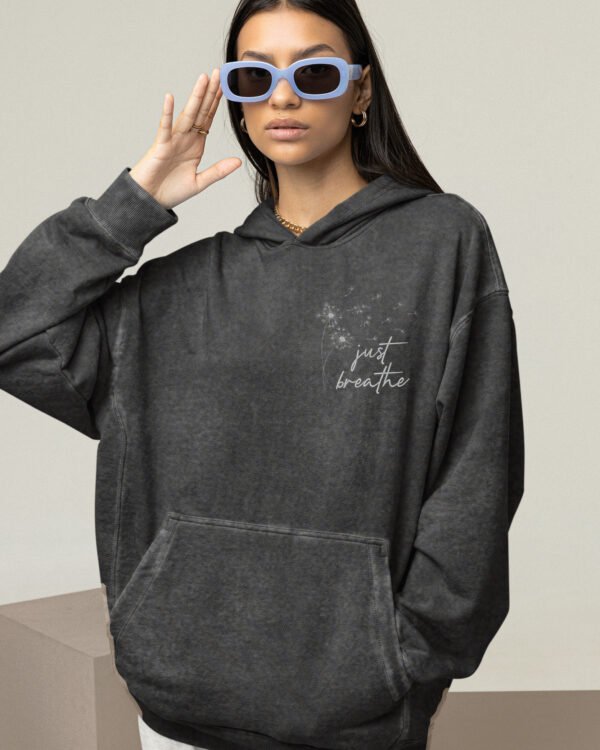 Bluza oversize z kapturem <br>Just Breathe Edycja Silver <br>Haft, Efekt sprania